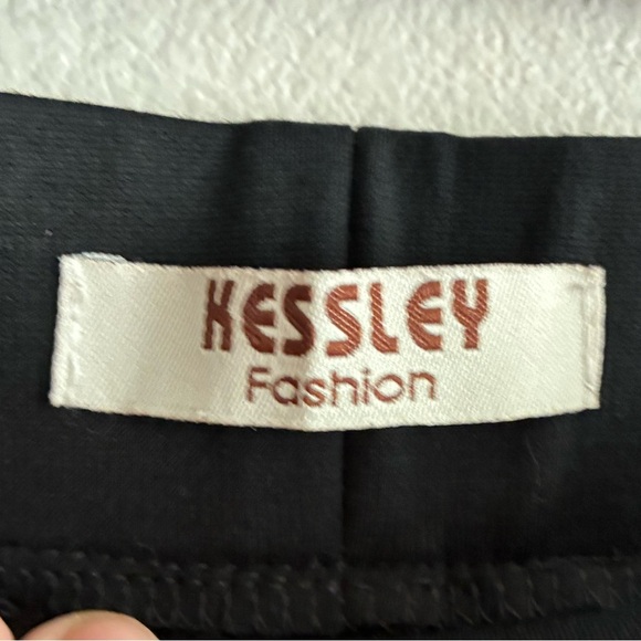 Kessley  Black Zip Details Fitted Pants Black L - Picture 9 of 11